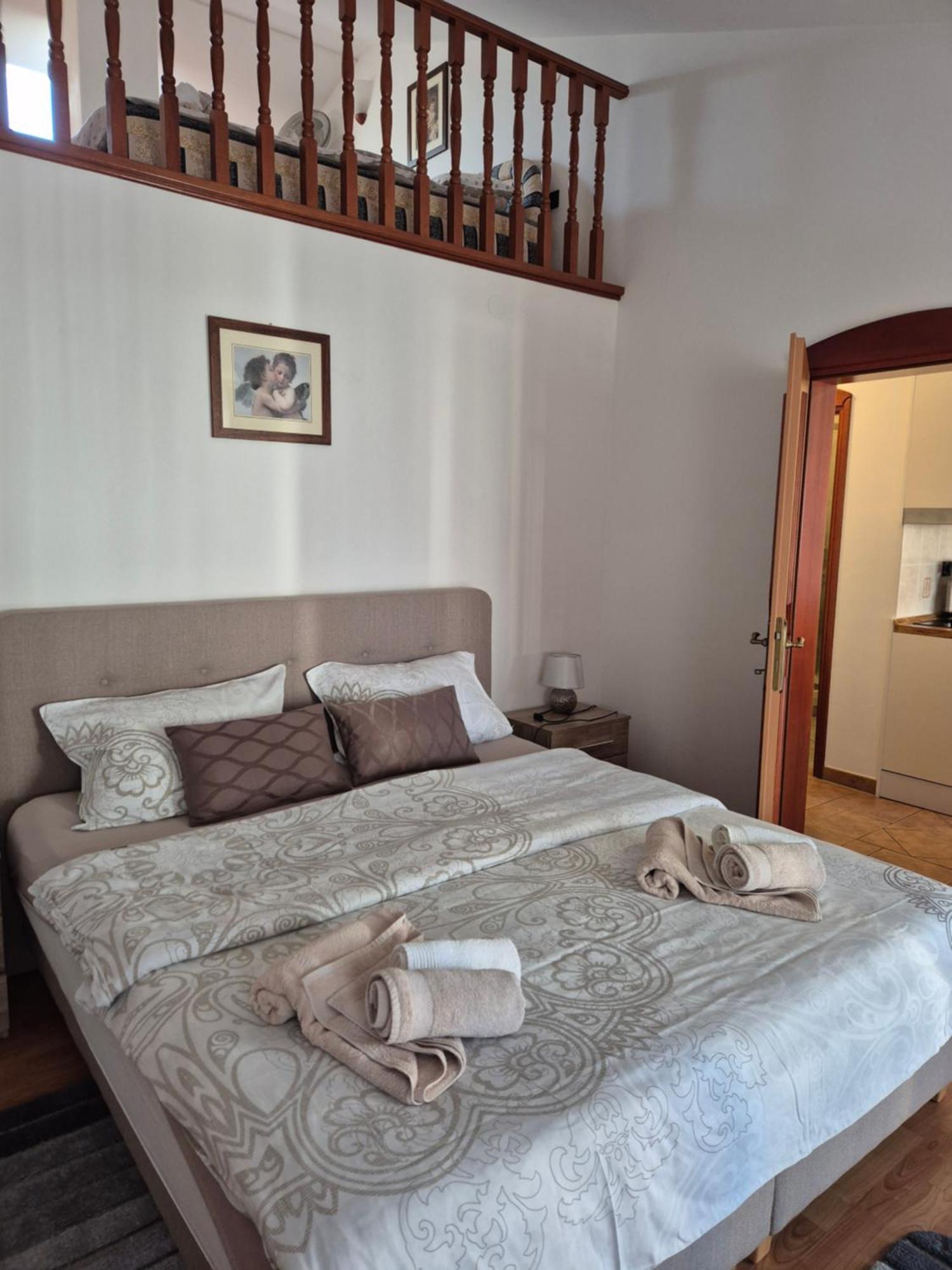 Apartments Antolovic فيرسار المظهر الخارجي الصورة